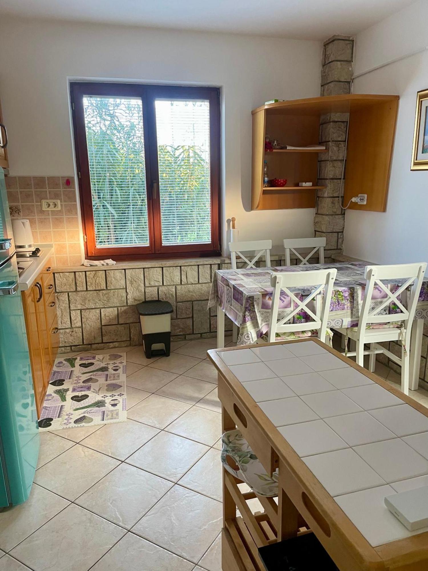 Apartments Kolorcek Изола Екстериор снимка
