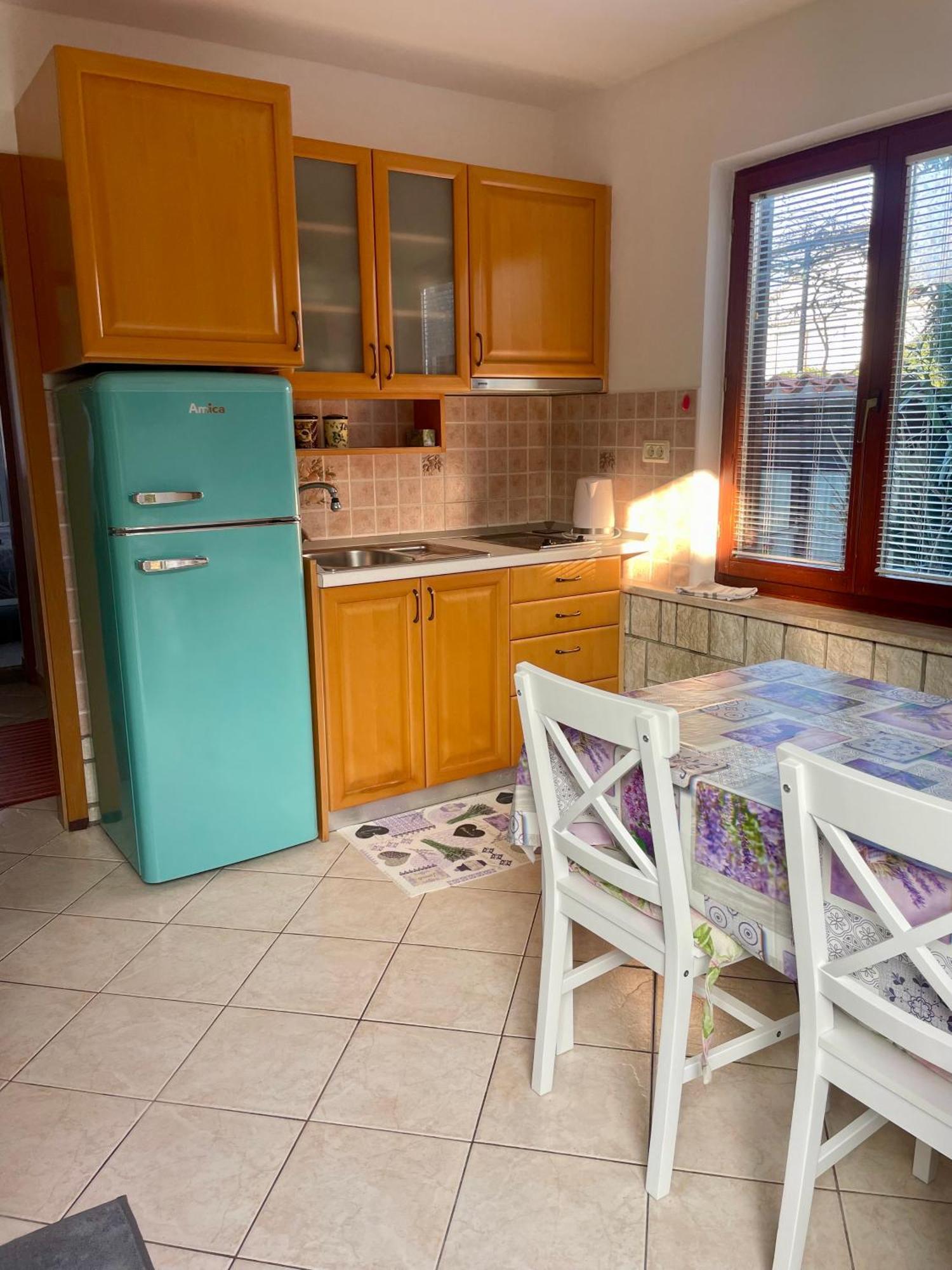 Apartments Kolorcek Изола Екстериор снимка