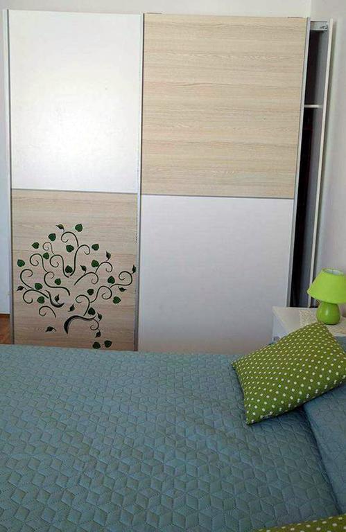 Apartments Kolorcek Изола Екстериор снимка