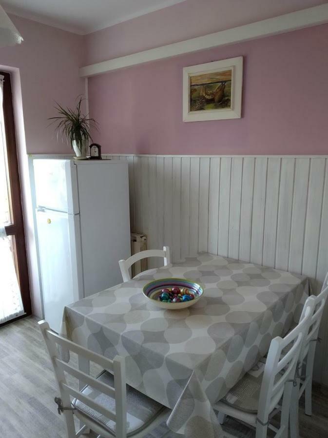 Apartments Kolorcek Изола Екстериор снимка