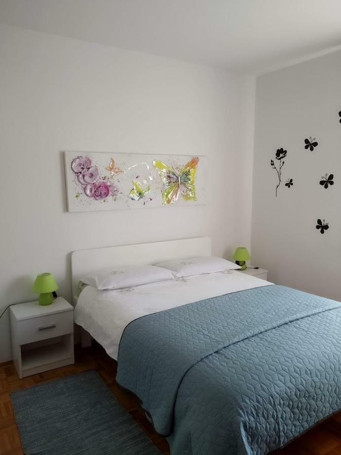 Apartments Kolorcek Изола Екстериор снимка